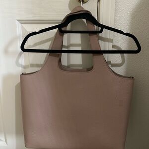 Cuyana 16” system tote in cappuccino with laptop sleeve & thick crossbody strap